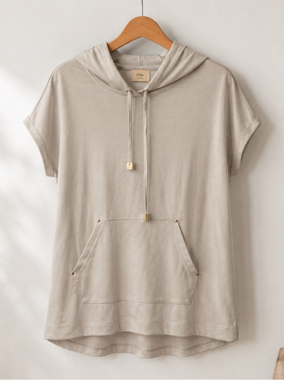 Elie Tahari Beige Hooded Short-Sleeve Pullover Top Kangaroo Pocket Size Large